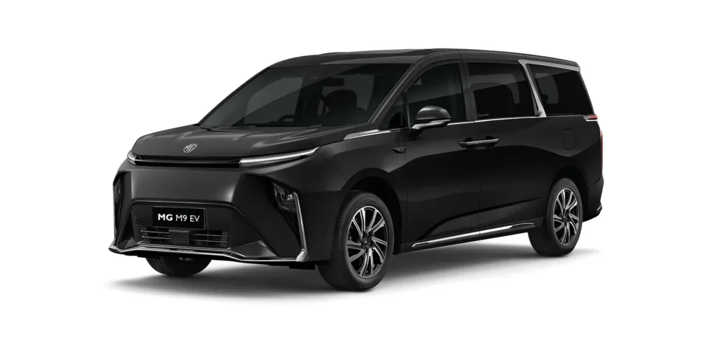 Front view of the MG M9 EV, showing its bold grille and sleek LED headlights.