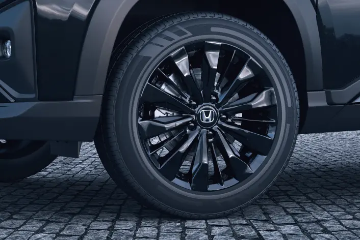 Close-up view of the tire of the Honda Elevate Black Edition
